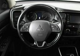 Mitsubishi Outlander 2017, 99 856 км, 2.0 л, 146 л.с., фото 2