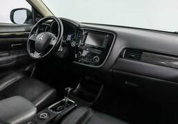 Mitsubishi Outlander 2015, 119 524 км, 2.4 л, 167 л.с., фото 3