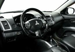 Mitsubishi Outlander 2012, 148 457 км, 2.4 л, 170 л.с., фото 3