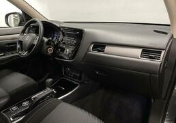 Mitsubishi Outlander 2017, 92 557 км, 2.0 л, 146 л.с., фото 2
