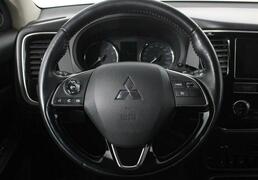 Mitsubishi Outlander 2018, 81 692 км, 2.0 л, 146 л.с., фото 3