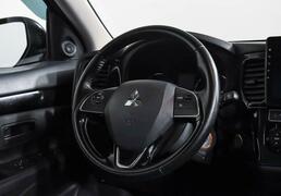 Mitsubishi Outlander 2019, 76 346 км, 2.0 л, 146 л.с., фото 3