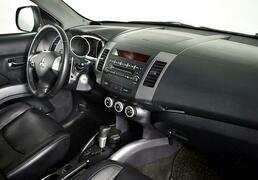 Mitsubishi Outlander 2008, 187 524 км, 3.0 л, 220 л.с., фото 3