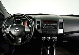 Mitsubishi Outlander 2008, 187 524 км, 3.0 л, 220 л.с., фото 4