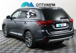 Mitsubishi Outlander 2015, 112 861 км, 2.0 л, 146 л.с., фото 2
