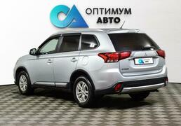 Mitsubishi Outlander 2015, 118 346 км, 2.0 л, 146 л.с., фото 2