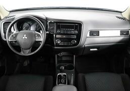 Mitsubishi Outlander 2013, 138 267 км, 2.4 л, 167 л.с., фото 3