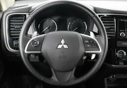 Mitsubishi Outlander 2013, 138 267 км, 2.4 л, 167 л.с., фото 2