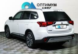 Mitsubishi Outlander 2019, 74 672 км, 2.0 л, 146 л.с., фото 3