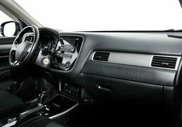 Mitsubishi Outlander 2017, 99 869 км, 2.0 л, 146 л.с., фото 2