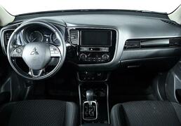 Mitsubishi Outlander 2019, 78 106 км, 2.0 л, 146 л.с., фото 1