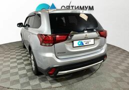Mitsubishi Outlander 2015, 119 904 км, 2.0 л, 146 л.с., фото 2