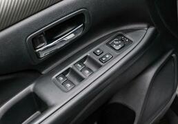 Mitsubishi Outlander 2016, 108 452 км, 2.0 л, 146 л.с., фото 2