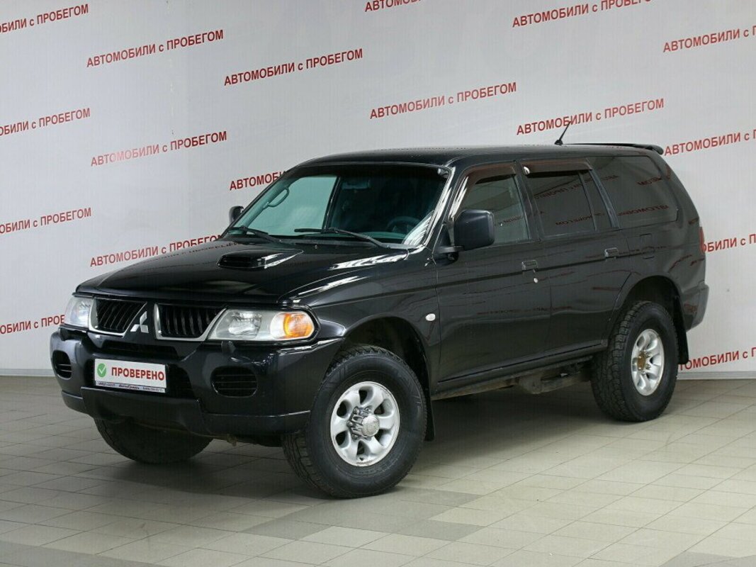 Куплю бу паджеро спорт 1. Автомобиль блейзер 2008 года.