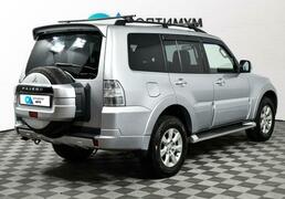 Mitsubishi Pajero 2011, 157 852 км, 3.0 л, 178 л.с., фото 4