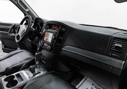 Mitsubishi Pajero 2011, 152 548 км, 3.0 л, 178 л.с., фото 2
