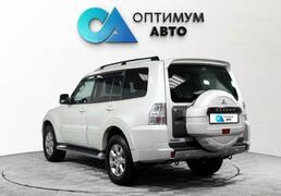 Mitsubishi Pajero 2014, 123 215 км, 3.0 л, 178 л.с., фото 1