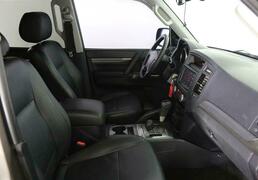 Mitsubishi Pajero 2012, 147 446 км, 3.0 л, 178 л.с., фото 4