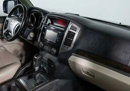 Mitsubishi Pajero 2017, 91 536 км, 3.8 л, 250 л.с., фото 2