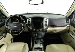 Mitsubishi Pajero 2019, 70 354 км, 3.8 л, 243 л.с., фото 4