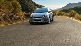 Chevrolet Aveo Хэтчбек