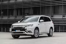 Mitsubishi Outlander 7 Мест