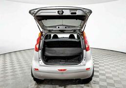 Nissan Note 2013, 135 263 км, 1.6 л, 110 л.с., фото 4