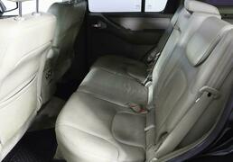 Nissan Pathfinder 2007, 192 659 км, 2.5 л, 174 л.с., фото 3