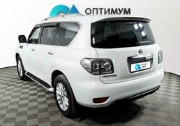 Nissan Patrol 2010, 163 646 км, 5.6 л, 405 л.с., фото 2