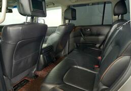 Nissan Patrol 2011, 156 386 км, 5.6 л, 405 л.с., фото 3