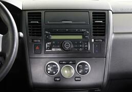 Nissan Tiida 2012, 141 672 км, 1.6 л, 110 л.с., фото 3