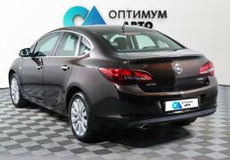 Opel Astra 2013, 131 856 км, 1.4 л, 140 л.с., фото 3