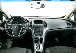 Opel Astra 2013, 132 749 км, 1.4 л, 140 л.с., фото 4