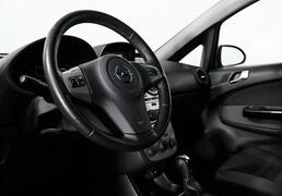 Opel Corsa 2013, 132 264 км, 1.4 л, 100 л.с., фото 1