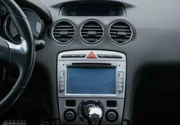 Peugeot 408 2014, 126 264 км, 1.6 л, 150 л.с., фото 4