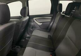 Renault Duster 2013, 132 369 км, 2.0 л, 135 л.с., фото 2