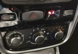 Renault Duster 2013, 133 548 км, 2.0 л, 135 л.с., фото 3