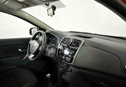 Renault Logan 2014, 122 674 км, 1.6 л, 102 л.с., фото 1