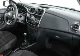 Renault Logan 2019, 72 106 км, 1.6 л, 102 л.с., фото 2