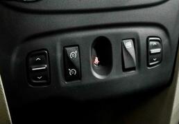 Renault Logan 2016, 106 487 км, 1.6 л, 82 л.с., фото 3