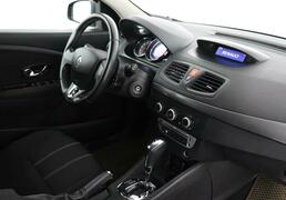 Renault Megane 2015, 112 324 км, 1.6 л, 114 л.с., фото 2