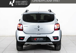 Renault Sandero 2015, 140 000 км, 1.6 л, 102 л.с., фото 4
