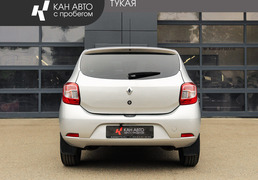 Renault Sandero 2017, 131 691 км, 1.6 л, 113 л.с., фото 4