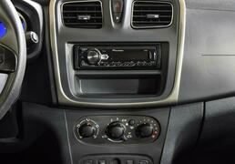 Renault Sandero 2015, 114 457 км, 1.6 л, 82 л.с., фото 4