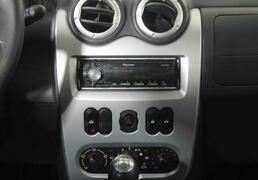 Renault Sandero 2014, 129 485 км, 1.6 л, 82 л.с., фото 3