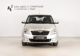 Skoda Fabia 2010, 210 500 км, 1.6 л, 105 л.с., фото 2