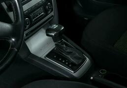 Skoda Octavia 2011, 152 324 км, 1.8 л, 152 л.с., фото 2