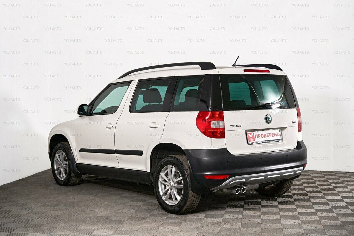 Skoda Yeti 2015. Шкода Yeti 2012. Шкода етти удлиненная в Китае.