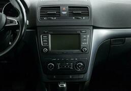 Skoda Yeti 2014, 122 457 км, 1.4 л, 122 л.с., фото 1