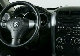 Suzuki Grand Vitara 2010, 168 757 км, 2.0 л, 140 л.с., фото 3